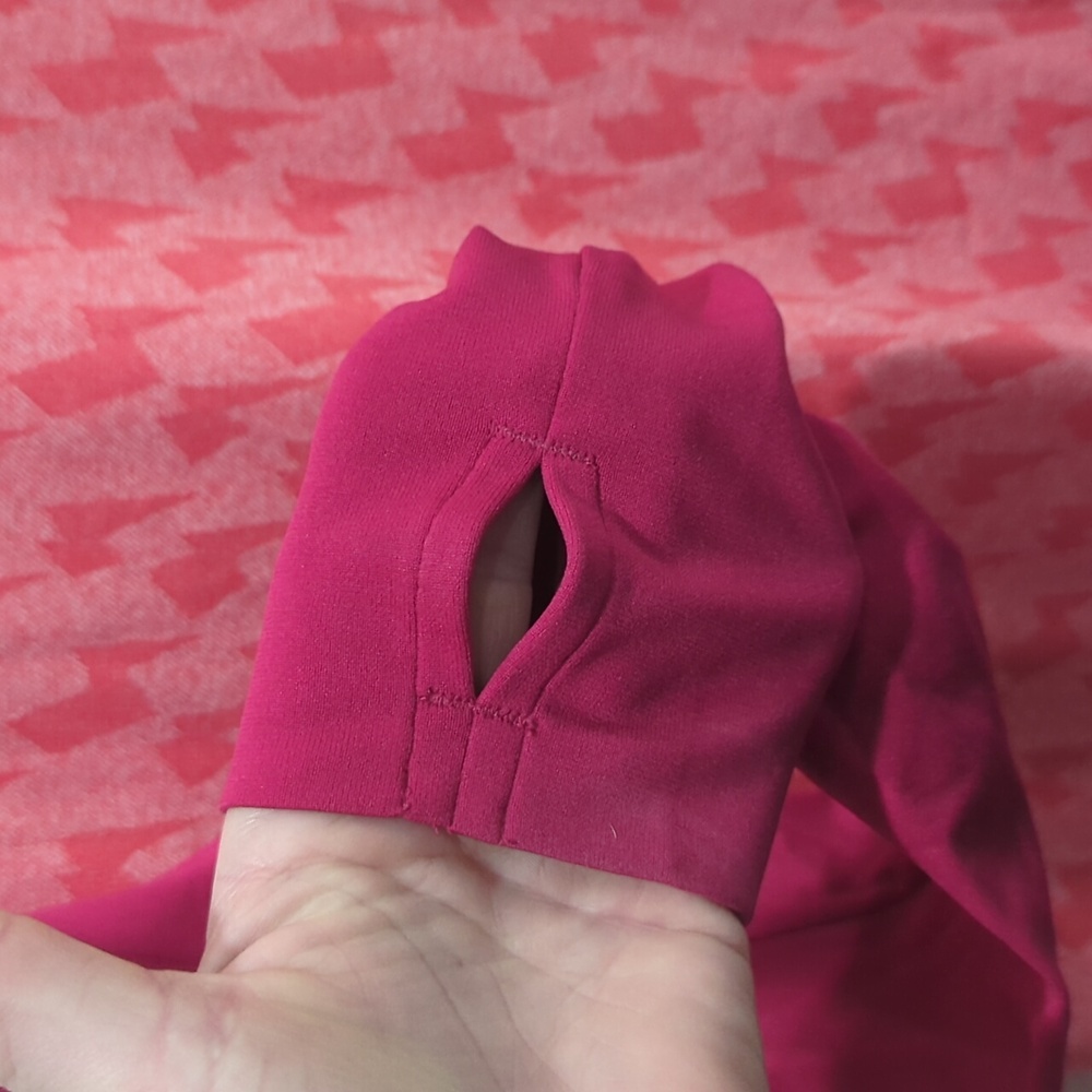 Oiselle Long Sleeve Running Shirt Pink Thunderbolt Thumb Holes Breathable - Picture 3 of 5